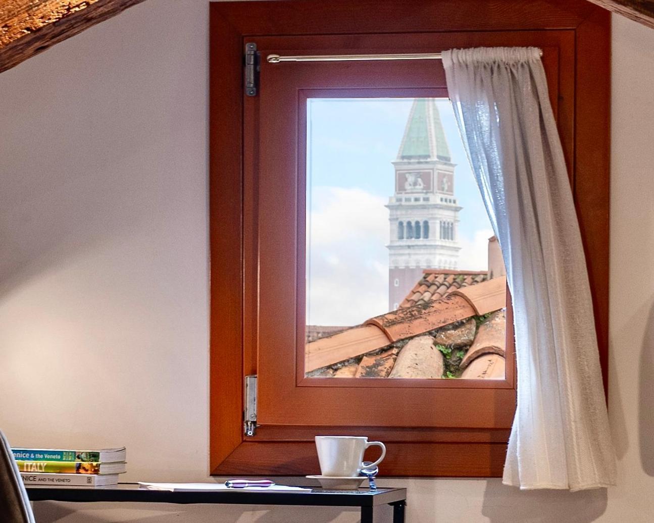 Glass House - Loft 2 Minutes To Rialto Bridge & View ヴェネツィア エクステリア 写真